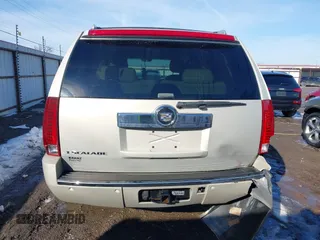 2007 Cadillac Escalade z VIN 1GYFK63857R338177, wystawiony jako IAAI lot #41615600 z przebiegiem 155 755 mil mil oraz . Historia ofert i sprzedaży dostępna na DreamBid. Obrazek 16.