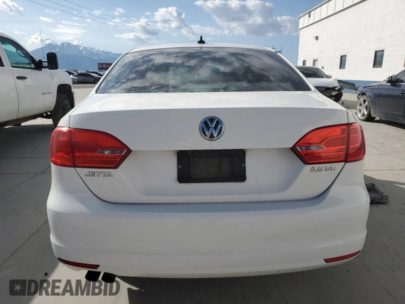 2012 Volkswagen Jetta SE z VIN 3VWDX7AJ7CM463135, wystawiony jako Copart lot #53800555 z przebiegiem 118 341 mil mil oraz Szkoda całkowita • Salvage title. Historia ofert i sprzedaży dostępna na DreamBid. Obrazek 6.