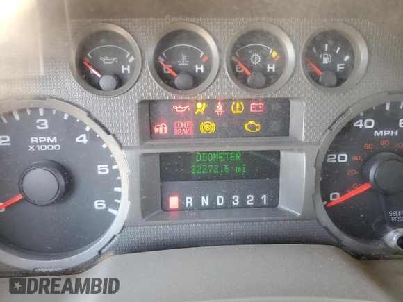 2008 Ford Super Duty F-250 SRW XL with VIN 1FTNX20568EE17694, listed as a Copart auction lot 45038695 with 32,272 mi miles and Salvage Title. Bid and sale history available at carsss.com. Image 9.