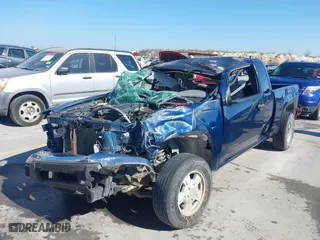 2004 Chevrolet Colorado LS Z85 with VIN 1GCCS198448190057, listed as a IAAI auction lot 41481539 with 131,380 mi miles. Bid and sale history available at carsss.com. Image 2.