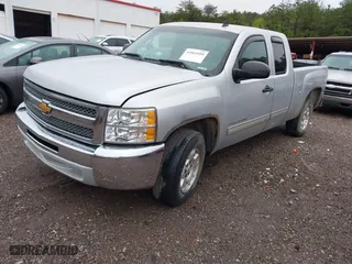 2012 Chevrolet Silverado 1500 LT with VIN 1GCRCSE01CZ332418, listed as a IAAI auction lot 41861959 with 309,818 mi miles. Bid and sale history available at carsss.com. Image 17.