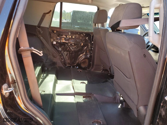 2019 Chevrolet Tahoe Commercial with VIN 1GNLCDEC4KR384210, listed as a Copart auction lot 50659925 with 164,267 mi miles and Clean Title. Bid and sale history available at carsss.com. Image 11.