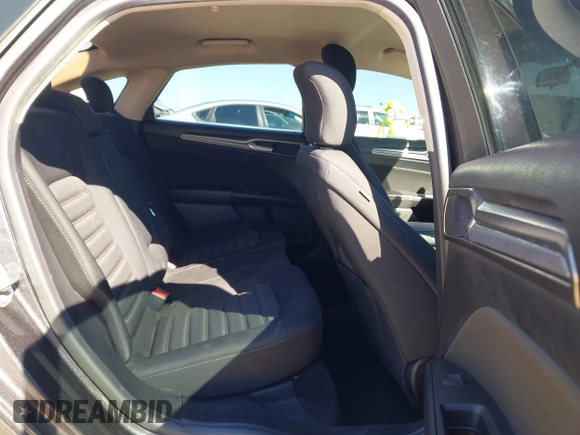 2018 Ford Fusion SE with VIN 3FA6P0HD4JR149788, listed as a IAAI auction lot 41846877 with 57,350 mi miles. Bid and sale history available at carsss.com. Image 8.