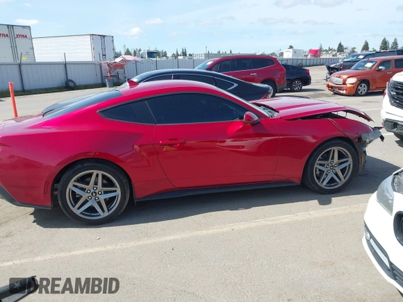 2024 Ford Mustang EcoBoost z VIN 1FA6P8TH2R5137890, wystawiony jako IAAI lot #41825638 z przebiegiem 6 144 mil mil oraz . Historia ofert i sprzedaży dostępna na DreamBid. Obrazek 14.