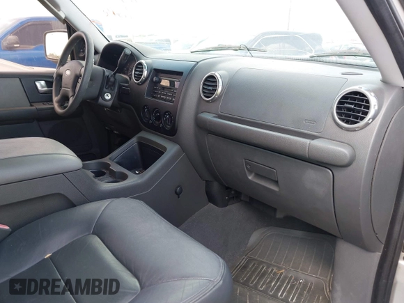 2003 Ford Expedition Special Service with VIN 1FMRU15W83LB34218, listed as a IAAI auction lot 42802278 with 107,953 mi miles and . Bid and sale history available at DreamBid. Image 5.