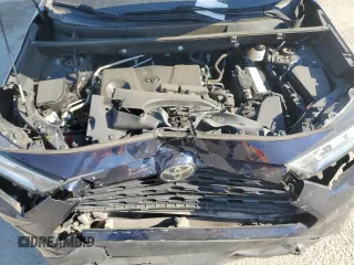 2019 Toyota RAV4 XLE with VIN 2T3W1RFV3KW014147, listed as a Copart auction lot 46943675 with 70,850 mi miles and Salvage Title. Bid and sale history available at DreamBid. Image 12.