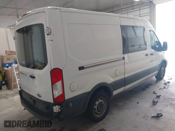 2016 Ford Transit with VIN 1FTBW2CM2GKA02624, listed as a IAAI auction lot 39028689 with 199,344 mi miles and . Bid and sale history available at carsss.com. Image 4.