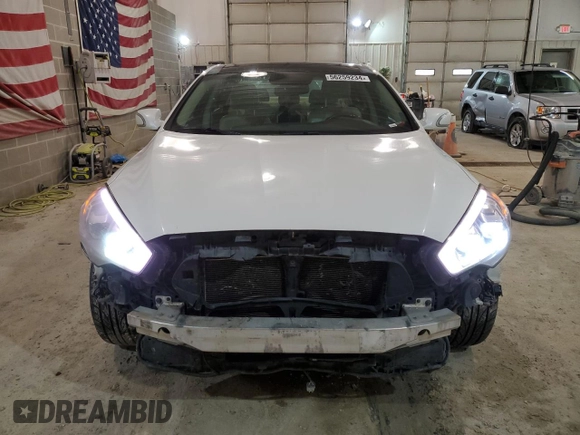 2015 Kia K900 Premium z VIN KNALU4D45F6025114, wystawiony jako Copart lot #56259234 z przebiegiem 144 253 mil mil oraz Szkoda całkowita • Salvage title. Historia ofert i sprzedaży dostępna na DreamBid. Obrazek 5.