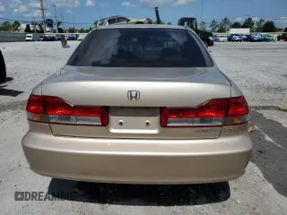 2001 Honda Accord LX z VIN JHMCG56401C022403, wystawiony jako Copart lot #60021165 z przebiegiem 119 114 mil mil oraz Szkoda całkowita • Salvage title. Historia ofert i sprzedaży dostępna na DreamBid. Obrazek 6.
