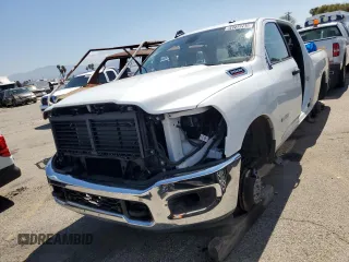 2024 Ram 2500 Big Horn с VIN 3C6UR5DJ2RG373340, выставлен на аукционе Copart как лот 54738285 с пробегом 10 774 миль миль и Списание • Salvage title. История ставок и продаж доступна на DreamBid. Изображение 1.