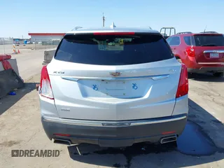2017 Cadillac XT5 Luxury AWD z VIN 1GYKNDRS1HZ293429, wystawiony jako IAAI lot #42453704 z przebiegiem 92 347 mil mil oraz . Historia ofert i sprzedaży dostępna na DreamBid. Obrazek 16.