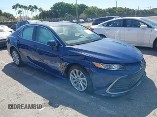 2024 Toyota Camry LE with VIN 4T1R11AK0RU239589, listed as a IAAI auction lot 41744956 with 5,723 mi miles. Bid and sale history available at carsss.com. Image 1.