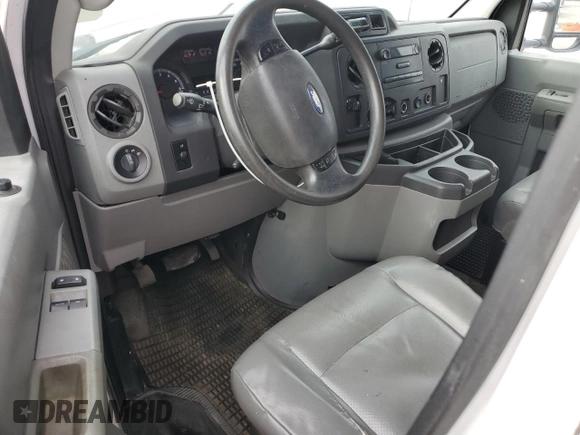 2012 Ford Econoline Cargo Super Duty Commercial with VIN 1FTSE3EL7CDA31855, listed as a Copart auction lot 82871184 with 274,476 mi miles and Clean Title. Bid and sale history available at carsss.com. Image 8.