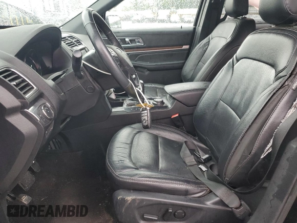 2019 Ford Explorer Limited z VIN 1FM5K8F82KGB43257, wystawiony jako Copart lot #56114135 z przebiegiem 82 119 mil mil oraz Szkoda całkowita • Salvage title. Historia ofert i sprzedaży dostępna na DreamBid. Obrazek 7.