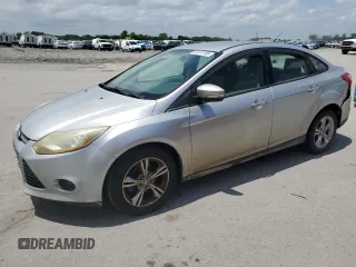 2013 Ford Focus SE z VIN 1FADP3F29DL207648, wystawiony jako Copart lot #61371155 z przebiegiem 208 228 mil mil oraz Czysty tytuł • Clean title. Historia ofert i sprzedaży dostępna na DreamBid. Obrazek 1.