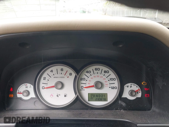 2006 Ford Escape XLS with VIN 1FMYU02ZX6KA73663, listed as a IAAI auction lot 42177043 with 230,878 mi miles and . Bid and sale history available at DreamBid. Image 7.