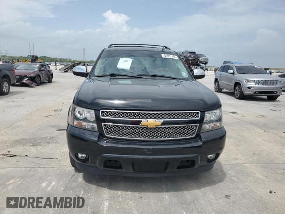 2013 Chevrolet Avalanche LS with VIN 3GNMCEE03DG335700, listed as a Copart auction lot 59901435 with 185,250 mi miles and Salvage title. Bid and sale history available at DreamBid. Image 5.