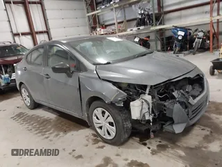 2020 Nissan Versa S with VIN 3N1CN8DV1LL915324, listed as a IAAI auction lot 41430197 with 94,386 mi miles. Bid and sale history available at carsss.com. Image 1.