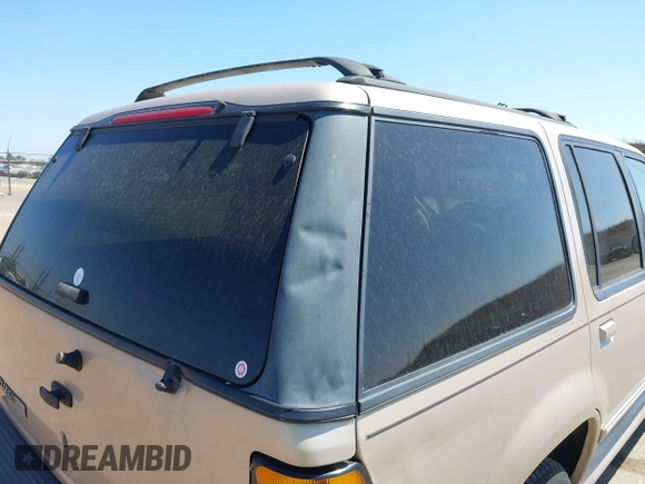 1997 Ford Explorer XL with VIN 1FMDU34E0VUC56910, listed as a IAAI auction lot 42473443 with 182,930 mi miles and . Bid and sale history available at DreamBid. Image 6.