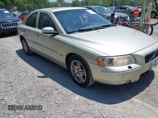 2005 Volvo S60 с VIN YV1RS592952441652, выставлен на аукционе IAAI как лот 42417094 с пробегом 174 894 миль миль и . История ставок и продаж доступна на DreamBid. Изображение 1.