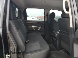 2017 Nissan Titan XD SV with VIN 1N6BA1F4XHN565096, listed as a Copart auction lot 78181084 with 166,176 mi miles and Clean Title. Bid and sale history available at carsss.com. Image 10.