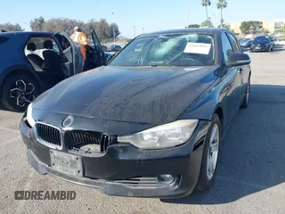 2014 BMW 3 Series 328i with VIN WBA3C1C56EK113011, listed as a IAAI auction lot 41637055 with 175,352 mi miles. Bid and sale history available at carsss.com. Image 17.