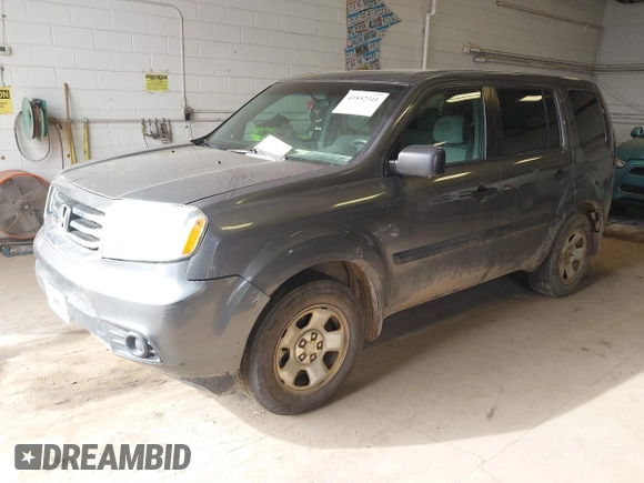 2012 Honda Pilot LX with VIN 5FNYF4H23CB015371, listed as a IAAI auction lot 41852341 with 180,000 mi miles and . Bid and sale history available at carsss.com. Image 2.