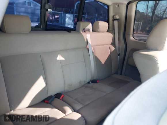 2005 Ford F-150 XLT with VIN 1FTPX12555NB05846, listed as a IAAI auction lot 41857253 with 226,219 mi miles. Bid and sale history available at carsss.com. Image 8.