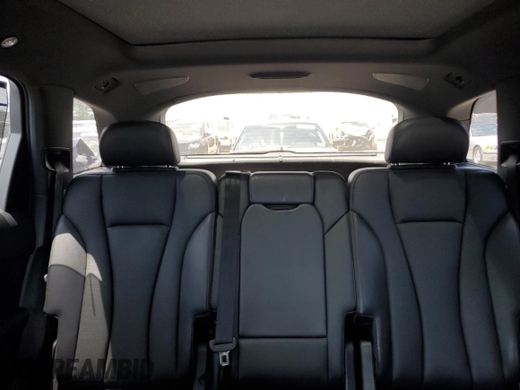 2017 Audi Q7 Prestige with VIN WA1VAAF75HD016562, listed as a Copart auction lot 62058235 with 63,419 mi miles and Salvage title. Bid and sale history available at DreamBid. Image 10.