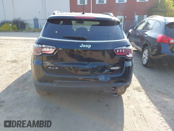 2024 Jeep Compass Latitude z VIN 3C4NJDBN9RT117417, wystawiony jako IAAI lot #42809682 z przebiegiem 34 407 mil mil oraz . Historia ofert i sprzedaży dostępna na DreamBid. Obrazek 6.