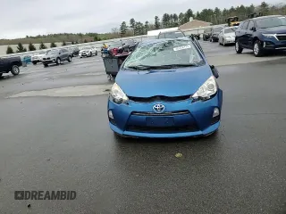 2012 Toyota Prius One z VIN JTDKDTB39C1507466, wystawiony jako Copart lot #55726175 z przebiegiem Nie podano mil oraz Szkoda całkowita • Salvage title. Historia ofert i sprzedaży dostępna na DreamBid. Obrazek 13.