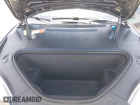 2016 Tesla Model S 70 with VIN 5YJSA1E16GF156312, listed as a IAAI auction lot 42469451 with 90,317 mi miles and . Bid and sale history available at DreamBid. Image 10.