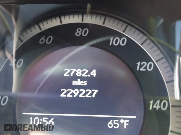 2009 Mercedes-Benz C 300 Sport with VIN WDDGF54X19R067318, listed as a IAAI auction lot 42361825 with 229,227 mi miles and . Bid and sale history available at DreamBid. Image 15.