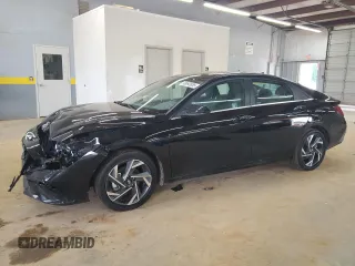 2025 Hyundai Elantra SEL Convenience z VIN KMHLS4DG3SU918869, wystawiony jako Copart lot #60993855 z przebiegiem 12 254 mil mil oraz Szkoda całkowita • Salvage title. Historia ofert i sprzedaży dostępna na DreamBid. Obrazek 1.