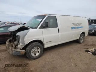 2005 GMC Savana Cargo Van Y3H Paratransit with VIN 1GTHG39U951207364, listed as a Copart auction lot 48130815 with 230,261 mi miles and Salvage Title. Bid and sale history available at carsss.com. Image 1.