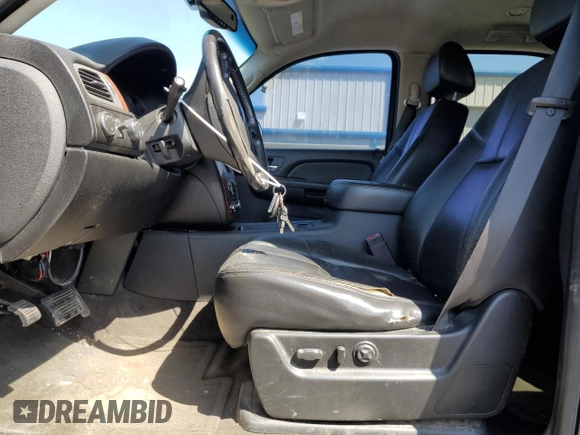 2008 Chevrolet Tahoe 1LT with VIN 1GNFK13008J169907, listed as a Copart auction lot 52602445 with 219,500 mi miles and Salvage title. Bid and sale history available at DreamBid. Image 7.