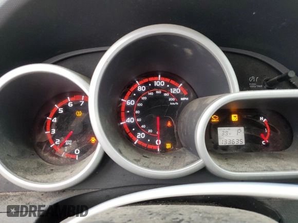 2010 Pontiac Vibe w/1SA with VIN 5Y2SP6E88AZ416882, listed as a Copart auction lot 81860554 with 133,635 mi miles and Salvage Title. Bid and sale history available at carsss.com. Image 9.