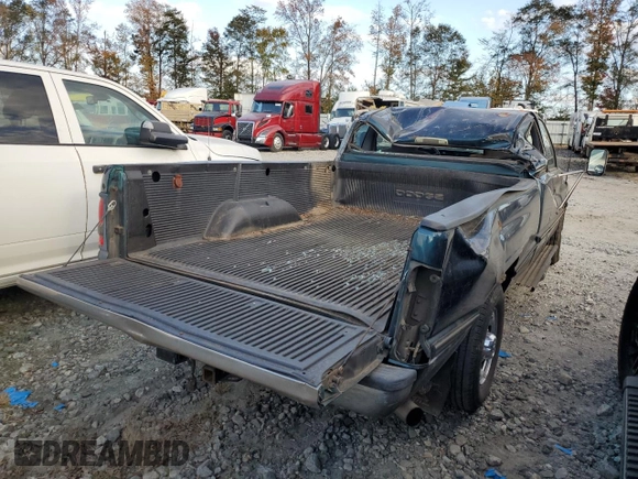 1996 Dodge Ram 2500 with VIN 3B7KC23C3TM155452, listed as a Copart auction lot 78670394 with 325,894 mi miles and Salvage Title. Bid and sale history available at carsss.com. Image 3.