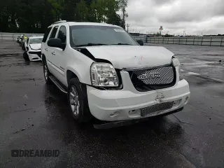 2008 GMC Yukon Denali with VIN 1GKFK63898J117949, listed as a Copart auction lot 52685705 with 179,254 mi miles and Salvage title. Bid and sale history available at DreamBid. Image 11.