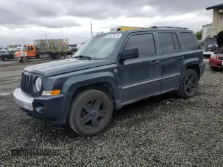 2008 Jeep Patriot Limited with VIN 1J8FF48W88D716442, listed as a Copart auction lot 52423515 with 86,492 mi miles and Salvage title. Bid and sale history available at DreamBid. Image 1.