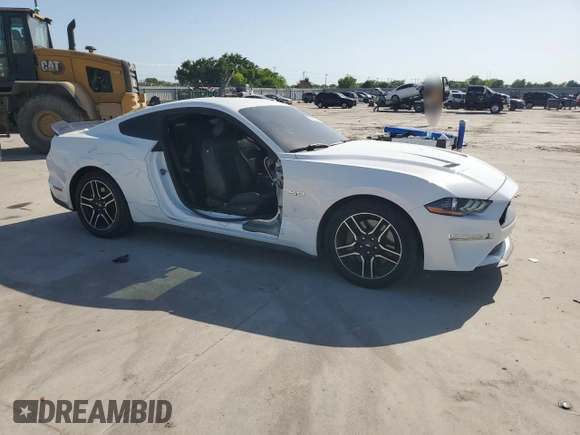 2019 Ford Mustang GT z VIN 1FA6P8CF7K5144144, wystawiony jako Copart lot #52692525 z przebiegiem 96 251 mil mil oraz Szkody całkowita. Historia ofert i sprzedaży dostępna na DreamBid. Obrazek 4.