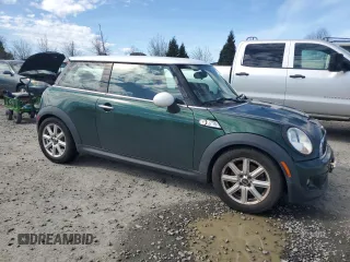 2011 MINI Hardtop S with VIN WMWSV3C55BTY24299, listed as a Copart auction lot 54725755 with 82,489 mi miles and Salvage Title. Bid and sale history available at DreamBid. Image 4.