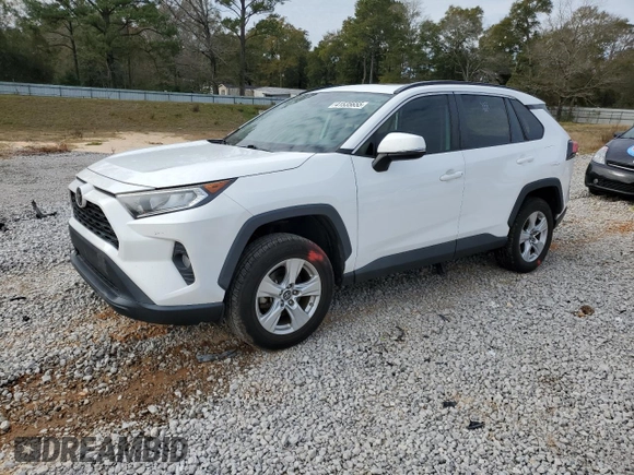 2019 Toyota RAV4 XLE with VIN 2T3W1RFV8KW009204, listed as a Copart auction lot 41535655 with 101,957 mi miles and Non Repairable. Bid and sale history available at carsss.com. Image 1.