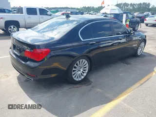 2011 BMW 7 Series 750Li xDrive z VIN WBAKC8C54BC431851, wystawiony jako IAAI lot #42216519 z przebiegiem 106 022 mil mil oraz . Historia ofert i sprzedaży dostępna na DreamBid. Obrazek 4.