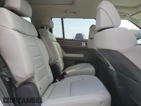 2024 Hyundai Santa Fe Hybrid Calligraphy with VIN 5NMP5DG10RH001636, listed as a Copart auction lot 58716784 with 867 mi miles and Salvage Title. Bid and sale history available at carsss.com. Image 11.