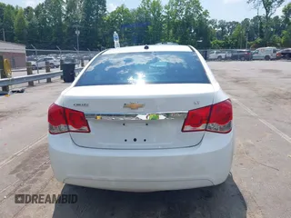 2014 Chevrolet Cruze 1LT с VIN 1G1PC5SB7E7130883, выставлен на аукционе IAAI как лот 42490921 с пробегом 152 117 миль миль и . История ставок и продаж доступна на DreamBid. Изображение 17.