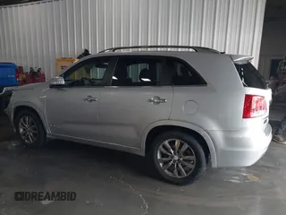 2013 Kia Sorento SX with VIN 5XYKWDA23DG375072, listed as a IAAI auction lot 41259538 with 147,871 mi miles. Bid and sale history available at carsss.com. Image 15.