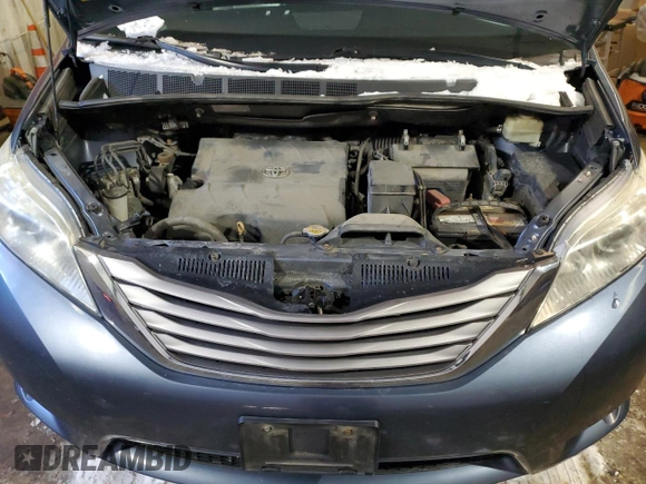 2016 Toyota Sienna Ltd with VIN 5TDDK3DC0GS142468, listed as a Copart auction lot 44816915 with 117,939 mi miles and Salvage Title. Bid and sale history available at carsss.com. Image 12.