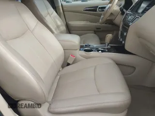 2013 Nissan Pathfinder SV with VIN 5N1AR2MM0DC682123, listed as a IAAI auction lot 41886581 with 193,262 mi miles. Bid and sale history available at carsss.com. Image 5.