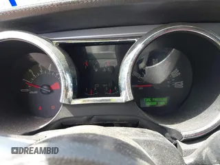 2008 Ford Mustang Deluxe z VIN 1ZVHT80N585139220, wystawiony jako IAAI lot #42260294 z przebiegiem 159 959 mil mil oraz . Historia ofert i sprzedaży dostępna na DreamBid. Obrazek 7.